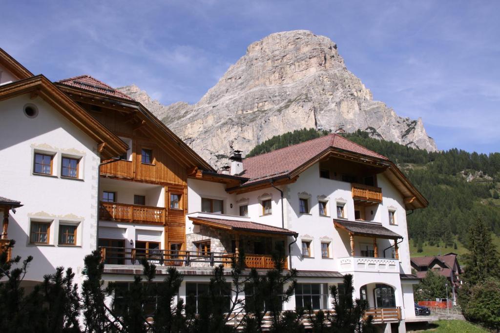 Residence Vila Colfosco Esterno foto